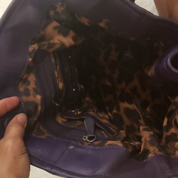 Markowski Deep Purple Leather Handbag, 11" x 16" x 4" - Picture 4 of 7